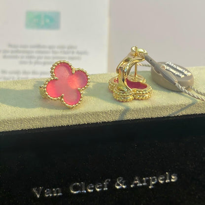 [Blue Tears Jewelry]NEW CLOVER 15MM PINK ENAMEL STUD EARRINGS