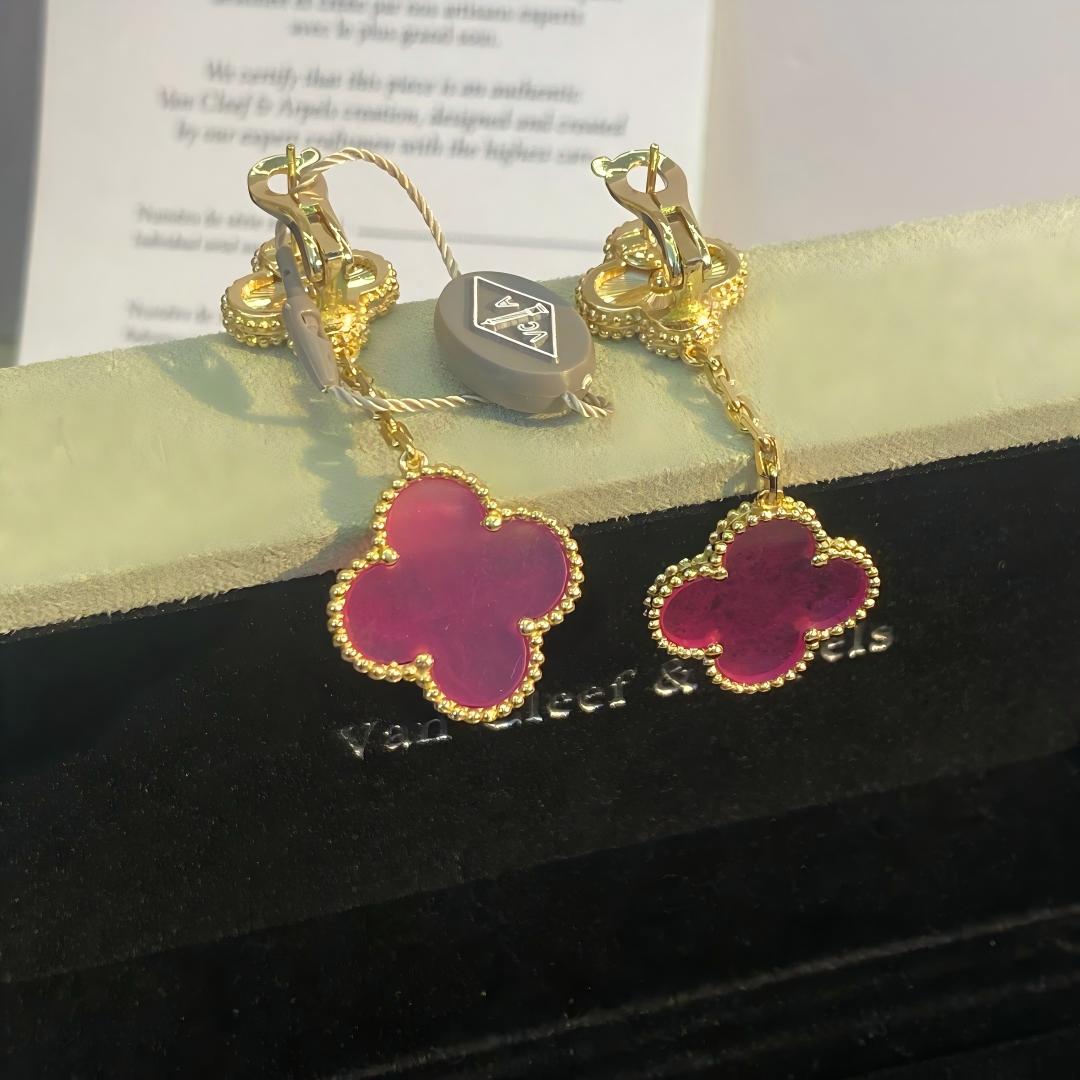 [Blue Tears Jewelry]NEW CLOVER 2 MOTIF PINK ENAMEL EARRINGS