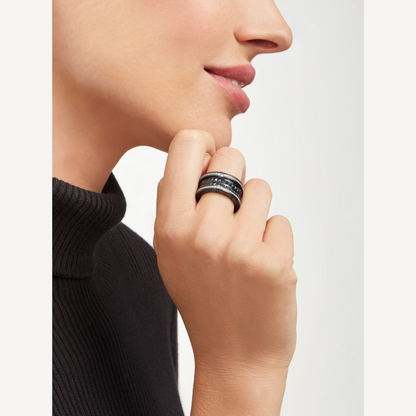 [BLUE TEARS]ZERO 1 ROCK VIERBAND-RING AUS SCHWARZER KERAMIK MIT SPIRALE UND DIAMANTEN