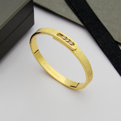 [Blue Tears Jewelry]Move Noa Ciselé bangle