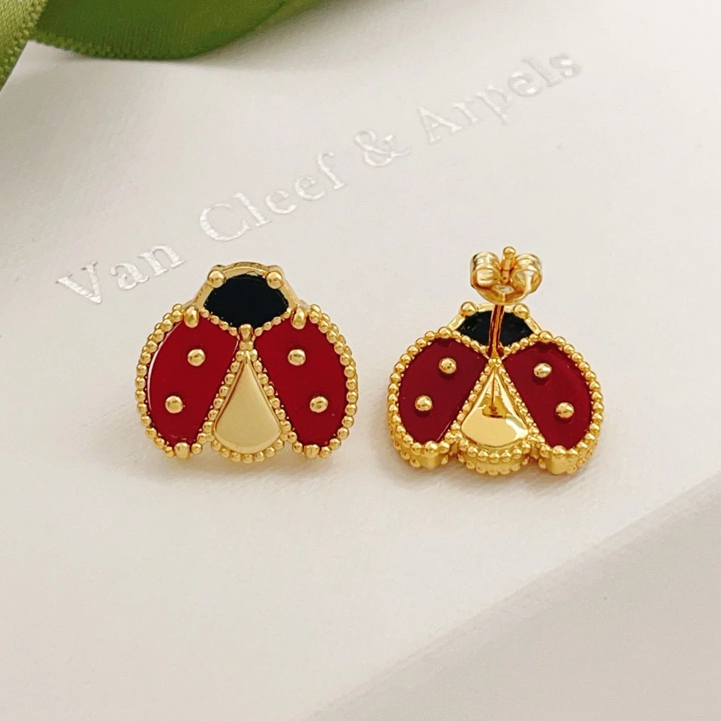 [BLUE TEARS]CLOVER MEDIUM 1 MOTIFS CARNELIAN DIAMOND Ohrringe