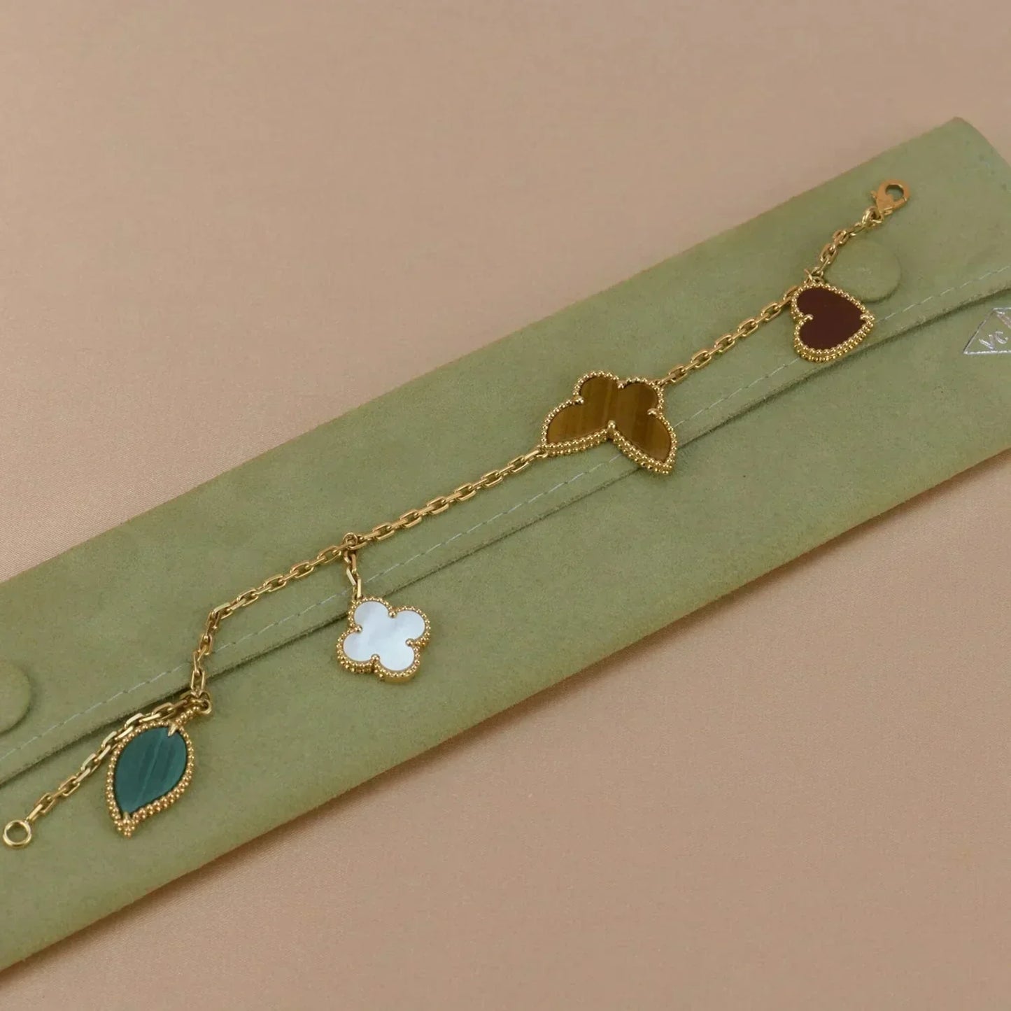 [BLAUE TRÄNEN] GOLDARMBAND „LUCKY SPRING 5“ 