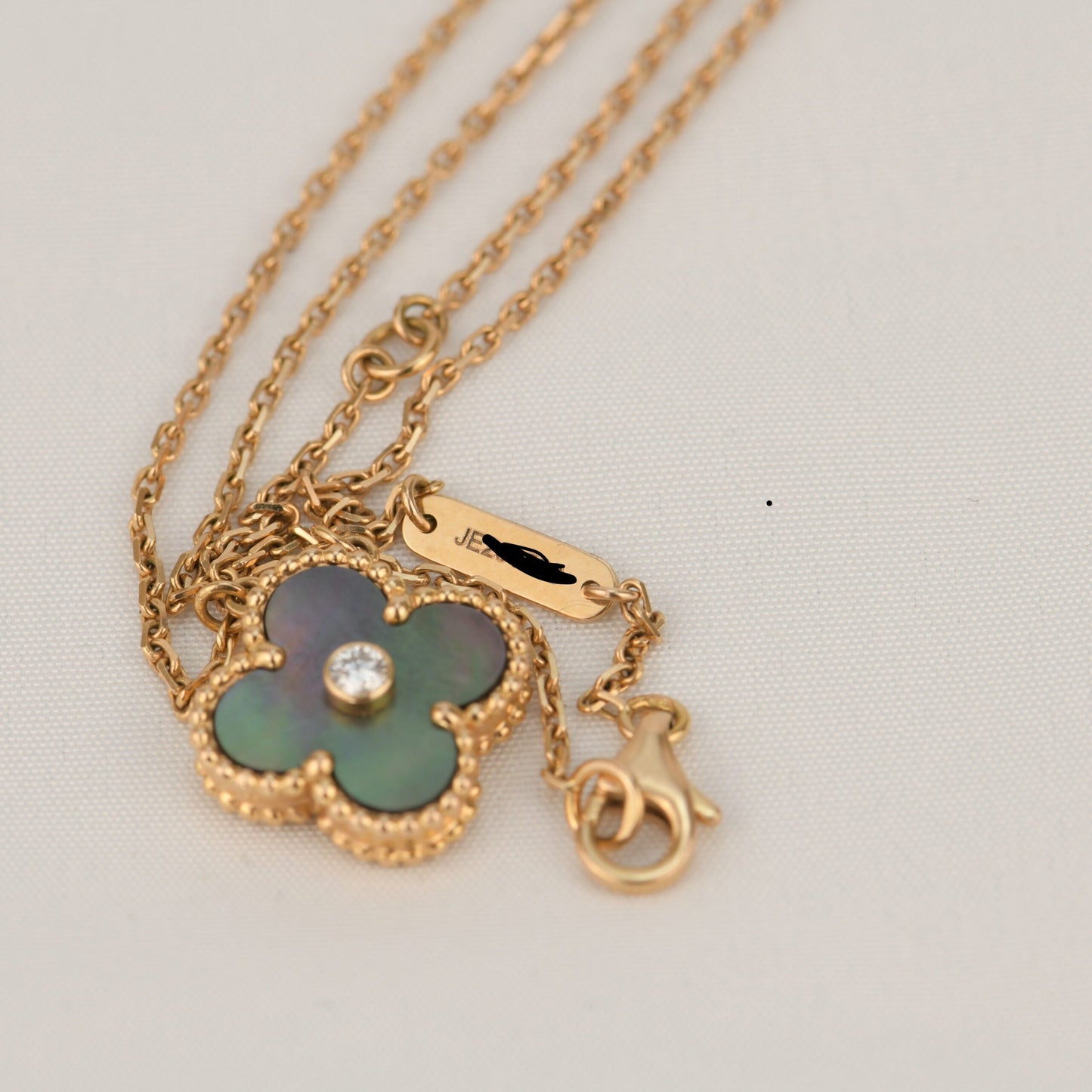 [BLUE TEARS]CLOVER 15MM DIAMANT- UND GRAUMUTTER-HALSKETTE