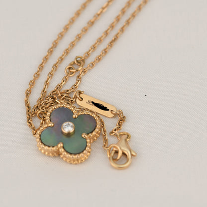 [BLUE TEARS]CLOVER 15MM DIAMANT- UND GRAUMUTTER-HALSKETTE