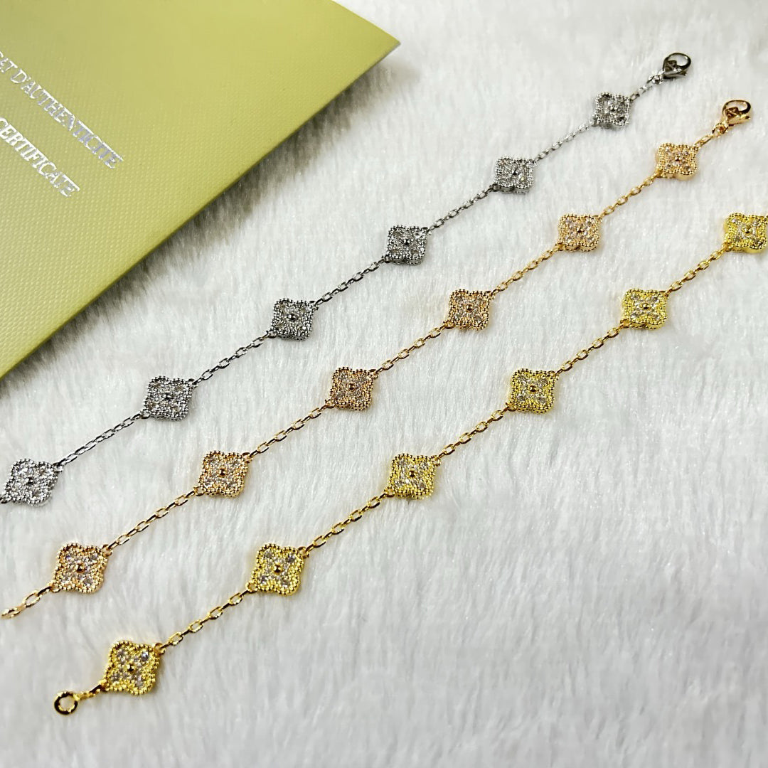 [BLUE TEARS]CLOVER 6 MOTIF DIAMOND BRACELET