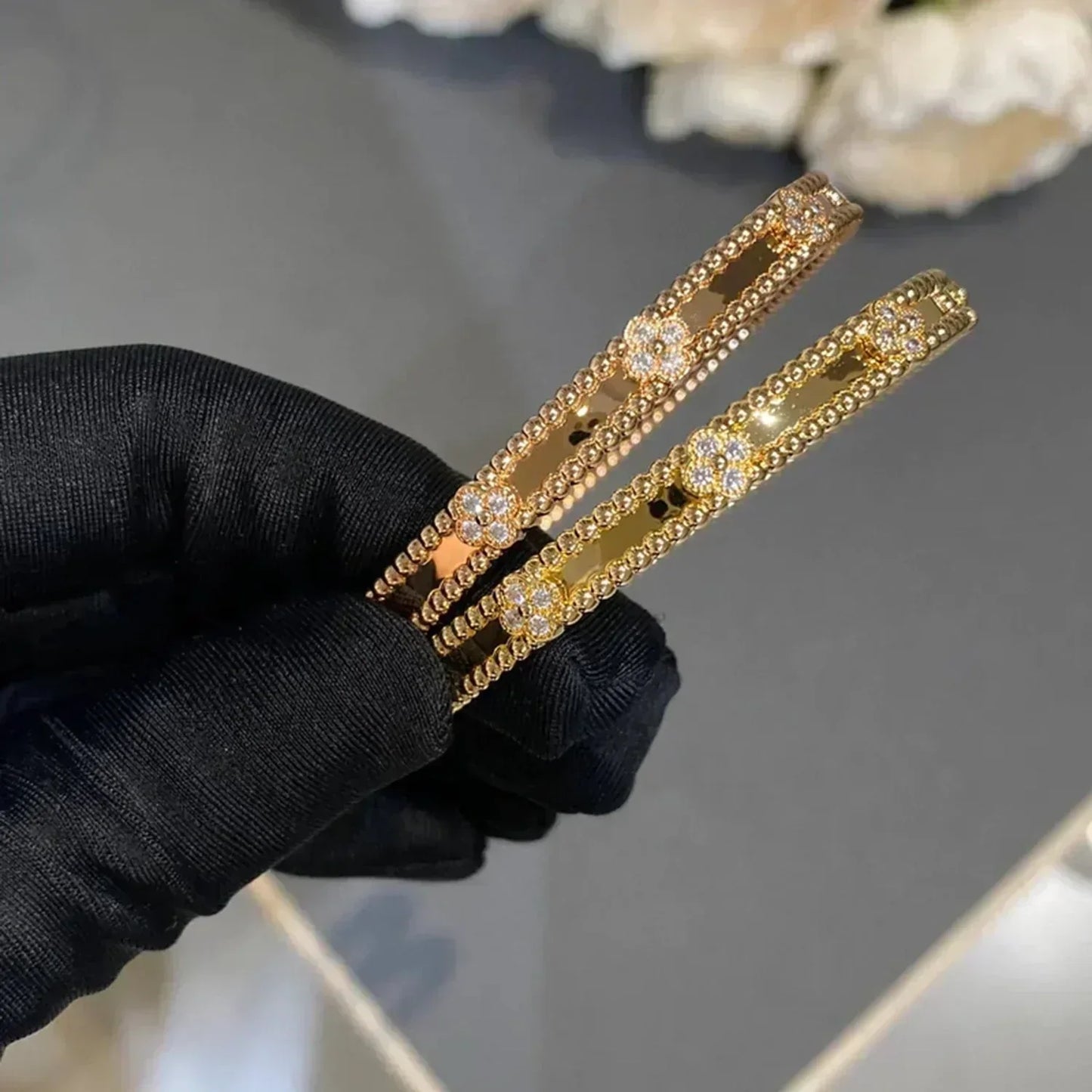 [BLUE TEARS]CLOVER BRACELET 4MM DIAMONDS