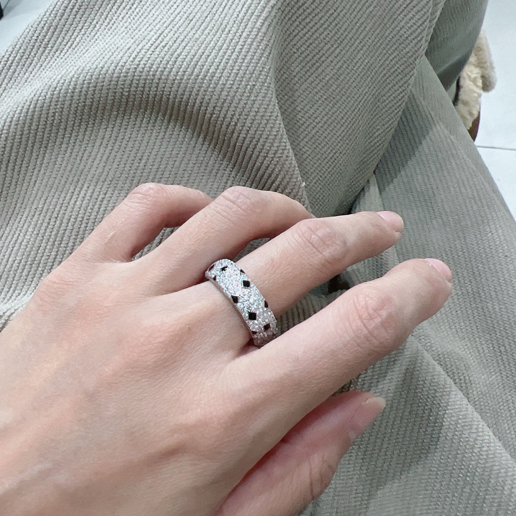 [Blue Tears Jewelry]PANTHERE SPOTTED FULL DIAMOND RING