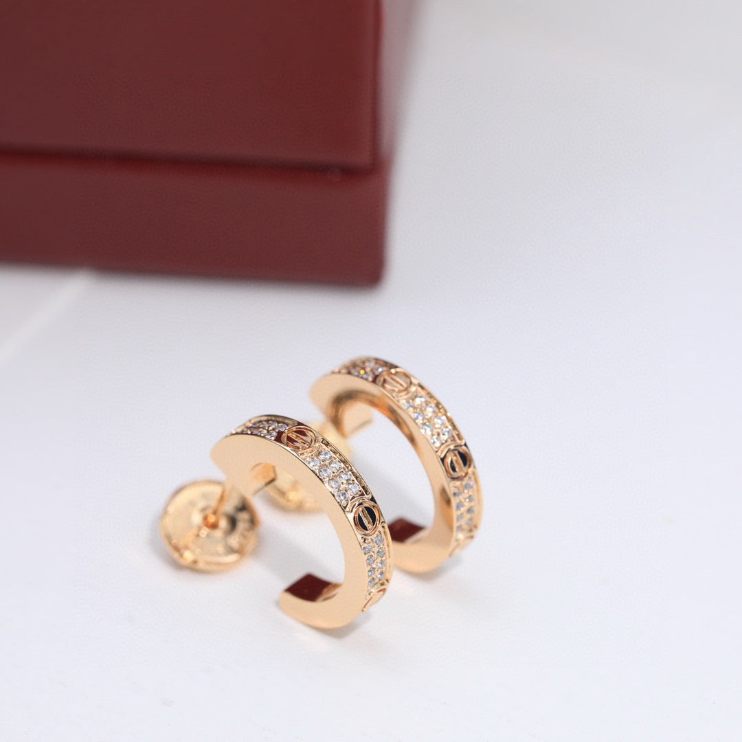 [Blue Tears Jewelry]LOVE 5.5MM DIAMOND PAVED EARRINGS