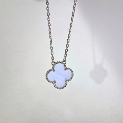 [BLAUE TRÄNEN]CLOVER 15MM BLAUER CHALCEDON HALSKETTE SILBER