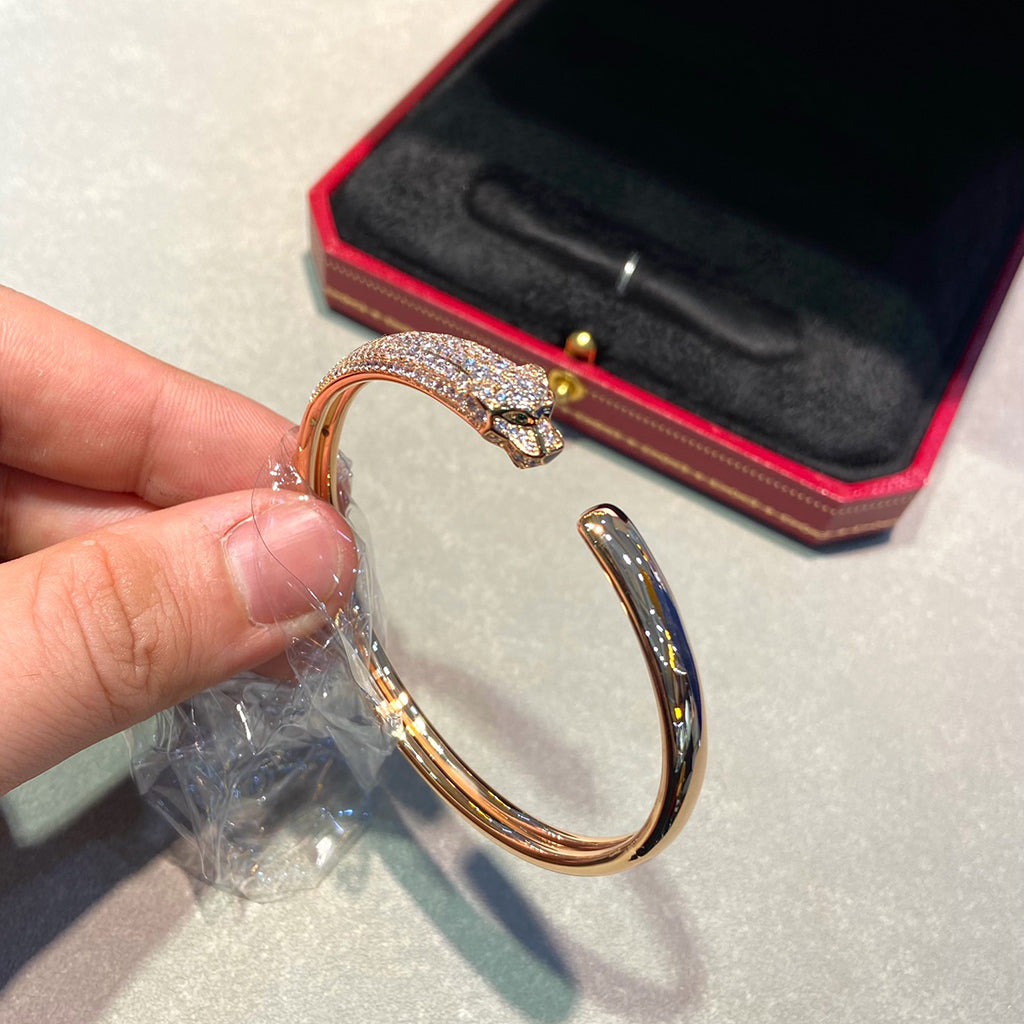 [Blue Tears Jewelry]PANTHERE HALF DIAMOND OPEN BRACELET
