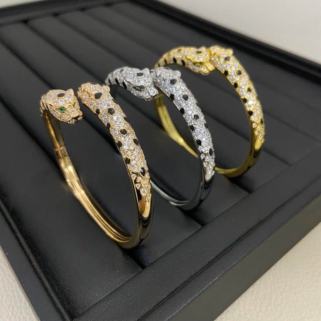 [Blue Tears Jewelry]PANTHERE DOUBLE HEADED HALF DIAMOND OPEN BRACELET