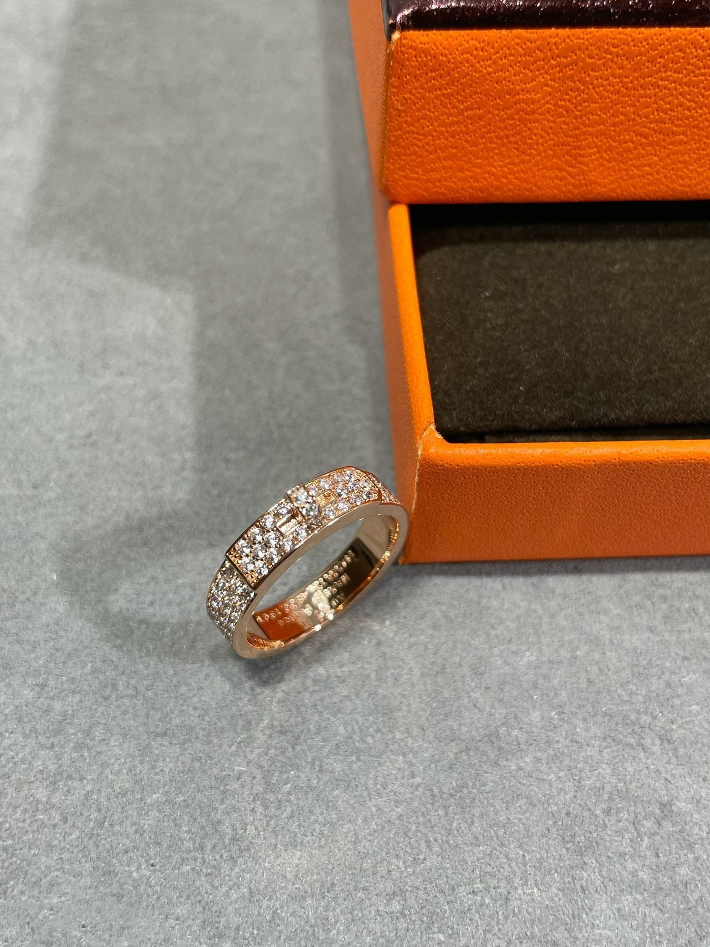 [BLAUE TRÄNEN] KELLY ROSA GOLD DIAMANTRING