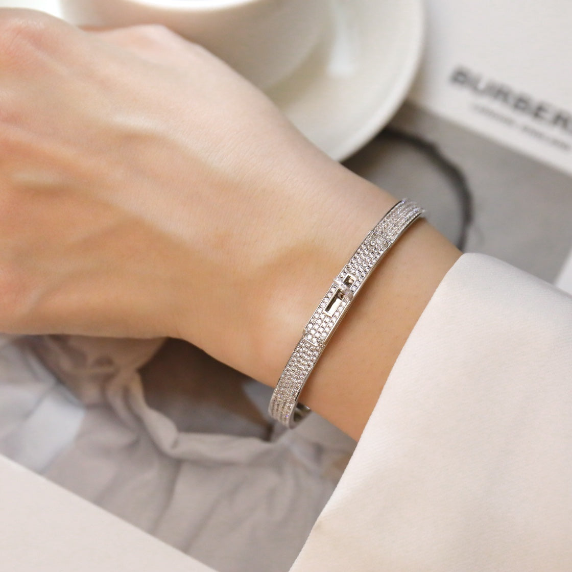 [BLAUE TRÄNEN]KELLY ARMBAND MIT DIAMANTEN 