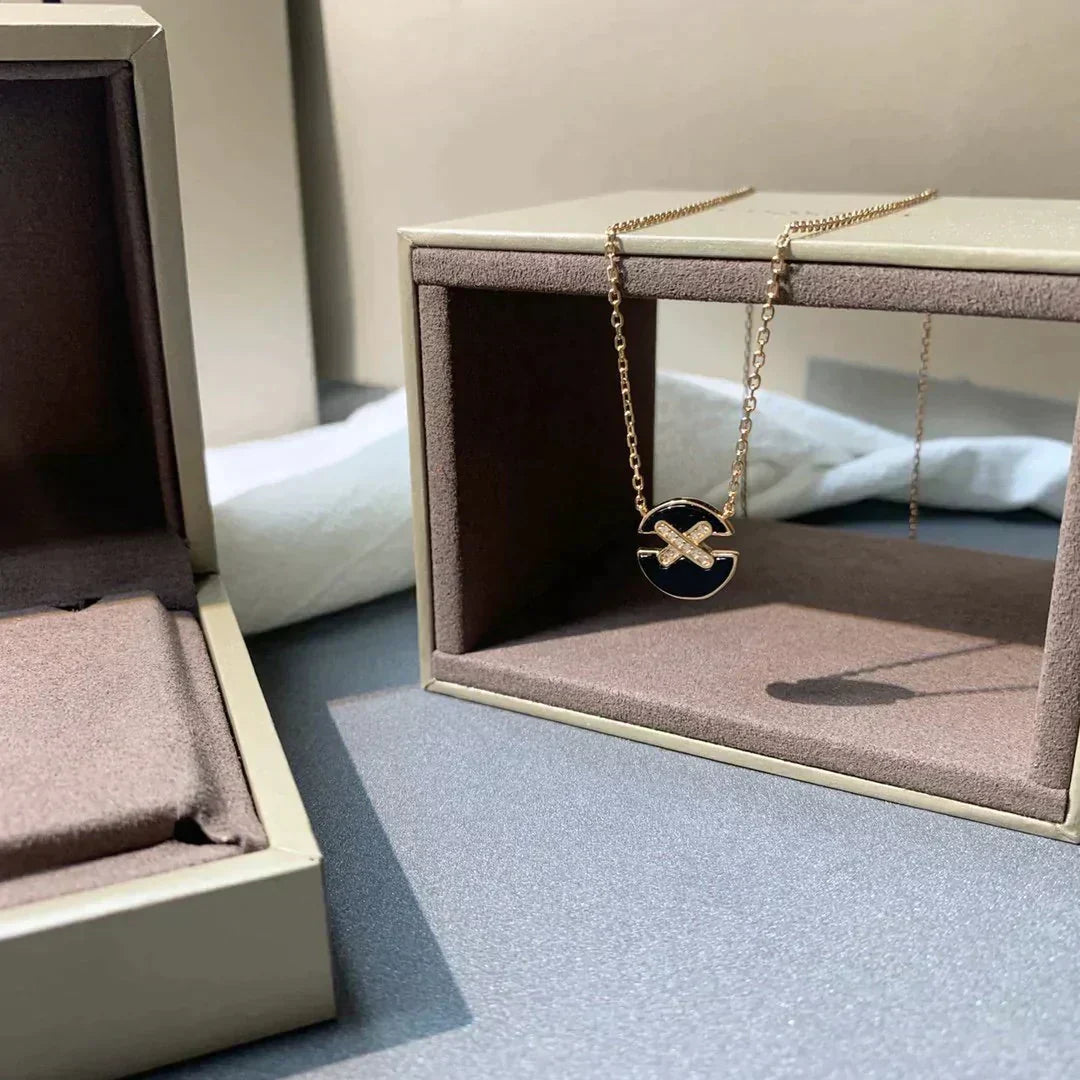 [BLAUE TRÄNEN]JEUX DE ROSE GOLD DIAMANT HALSKETTE