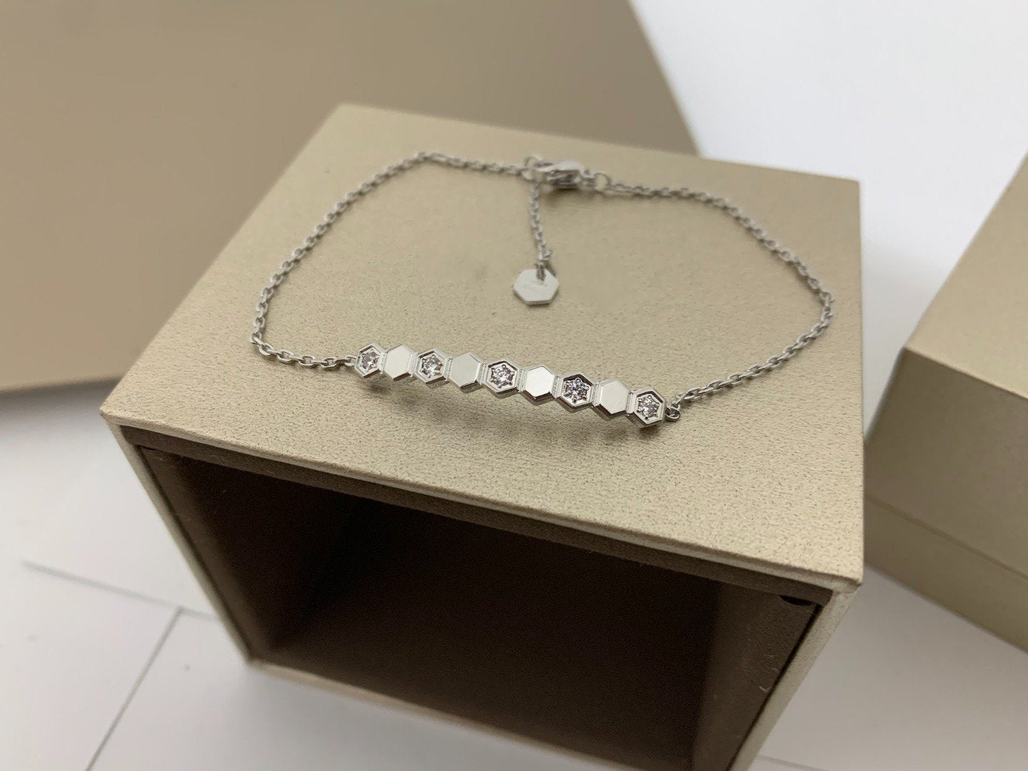 [BLAUE TRÄNEN] BIENENLIEBE ARMBAND DIAMANT 