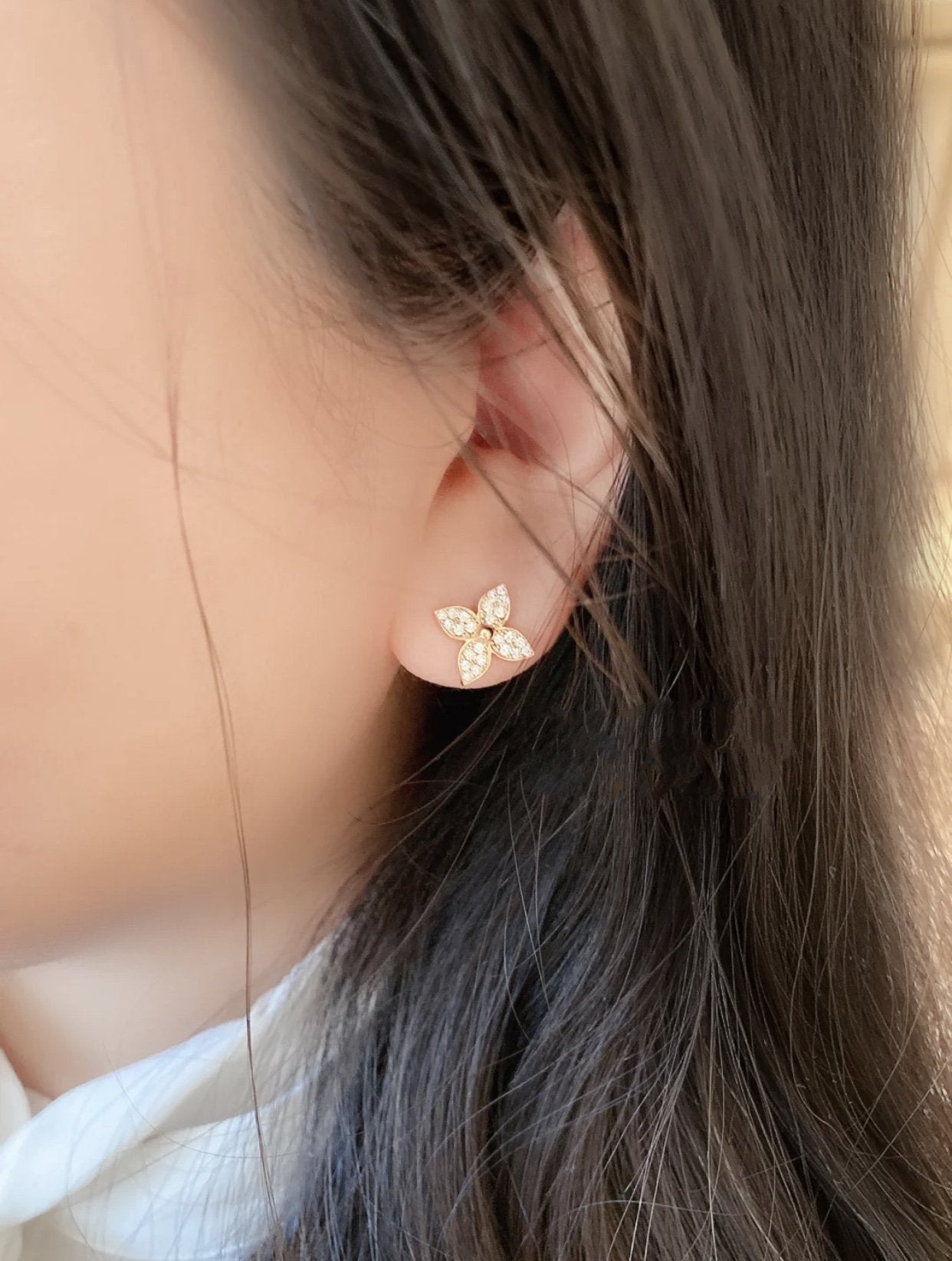 [BLAUE TRÄNEN] STERNBLUMEN-OHRSTECKER ROTGOLD DIAMANTEN