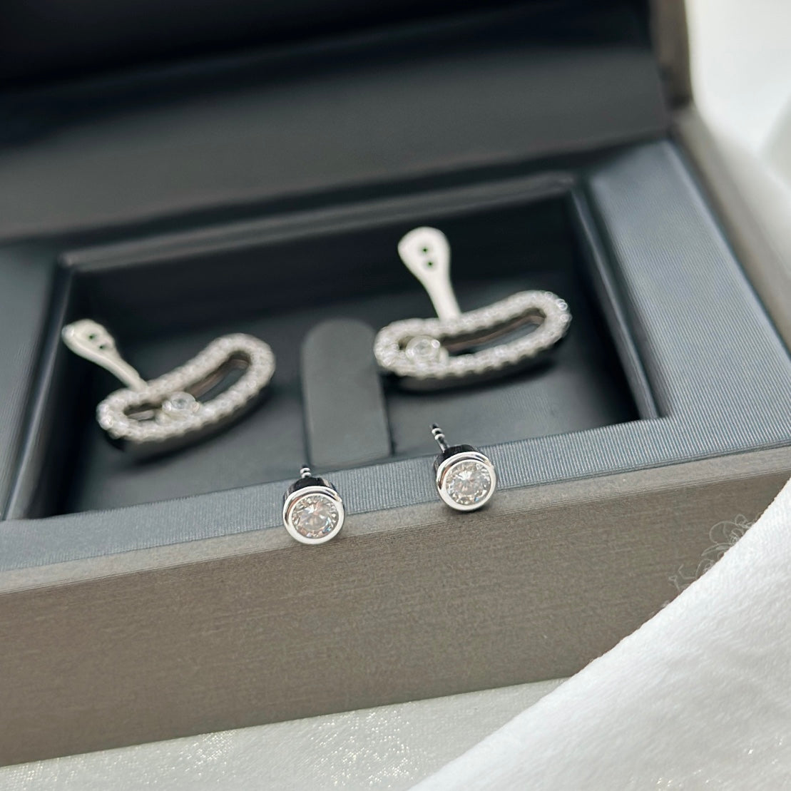 [Blue Tears Jewelry]MOVE UNO SILVER DIAMOND EARRINGS