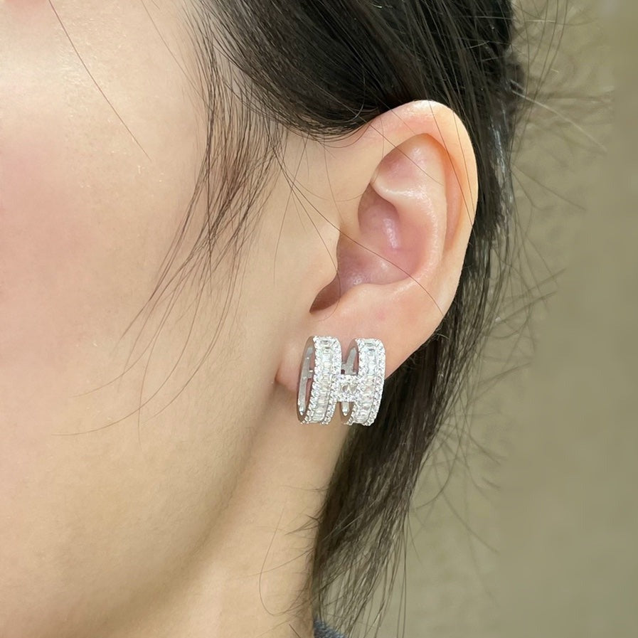 [BLUE TEARS]H OHRSTECKER MIT SILBERNEN DIAMANTEN