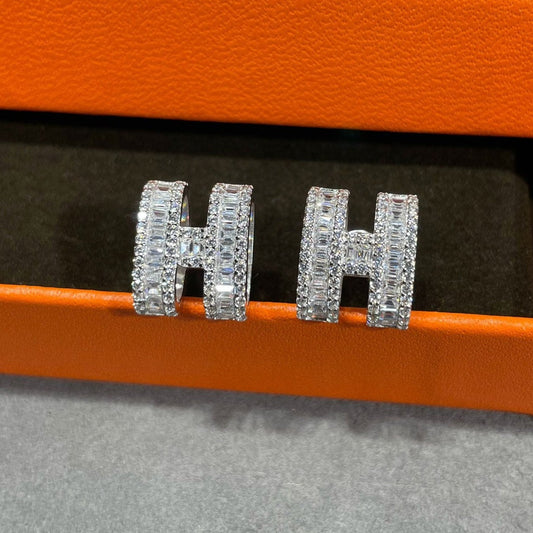 [BLUE TEARS]H OHRSTECKER MIT SILBERNEN DIAMANTEN