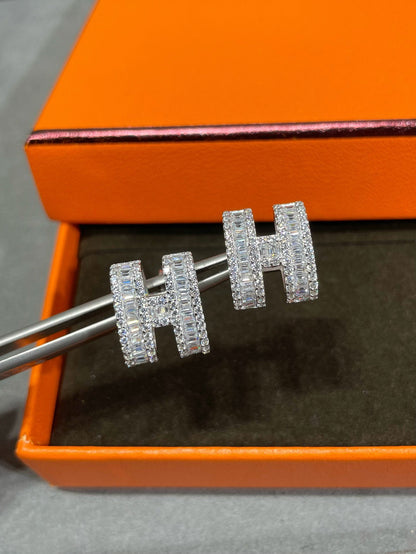 [BLUE TEARS]H OHRSTECKER MIT SILBERNEN DIAMANTEN