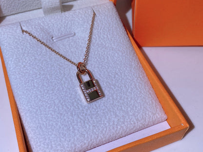 [ブルーティアーズ]HM アドバンスド ニッチロック ヘッドネックレス ダイヤモンド