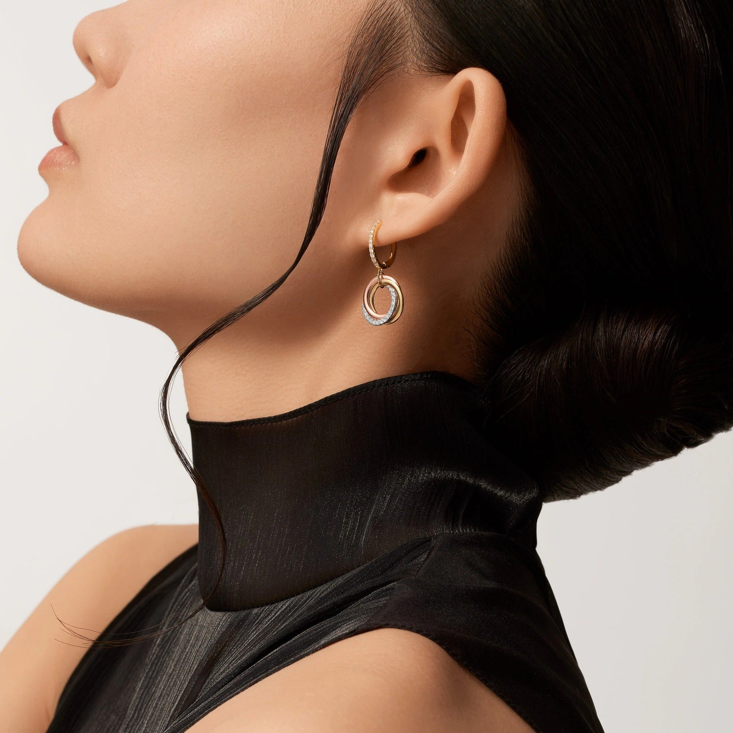 [Blue Tears Jewelry]TRINITY HALF DIAMOND  EARRINGS