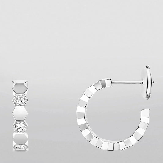 [BLUE TEARS]Ring in Form eines vierblättrigen Kleeblatts mit hohlem Design