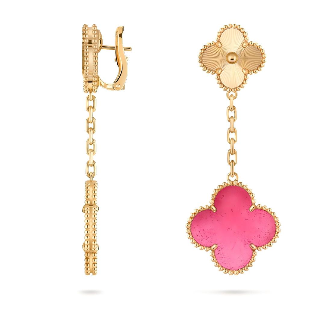 [Blue Tears Jewelry]NEW CLOVER 2 MOTIF PINK ENAMEL EARRINGS