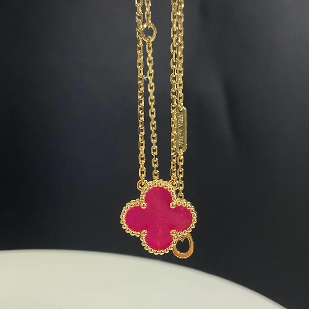 [Blue Tears Jewelry] NEW CLOVER 15MM PINK ENAMEL NECKLACE