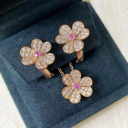 [BLAUE TRÄNEN]FRIVOLE ROSÉGOLD-HALSKETTE MIT BLUMEN UND DIAMANTEN