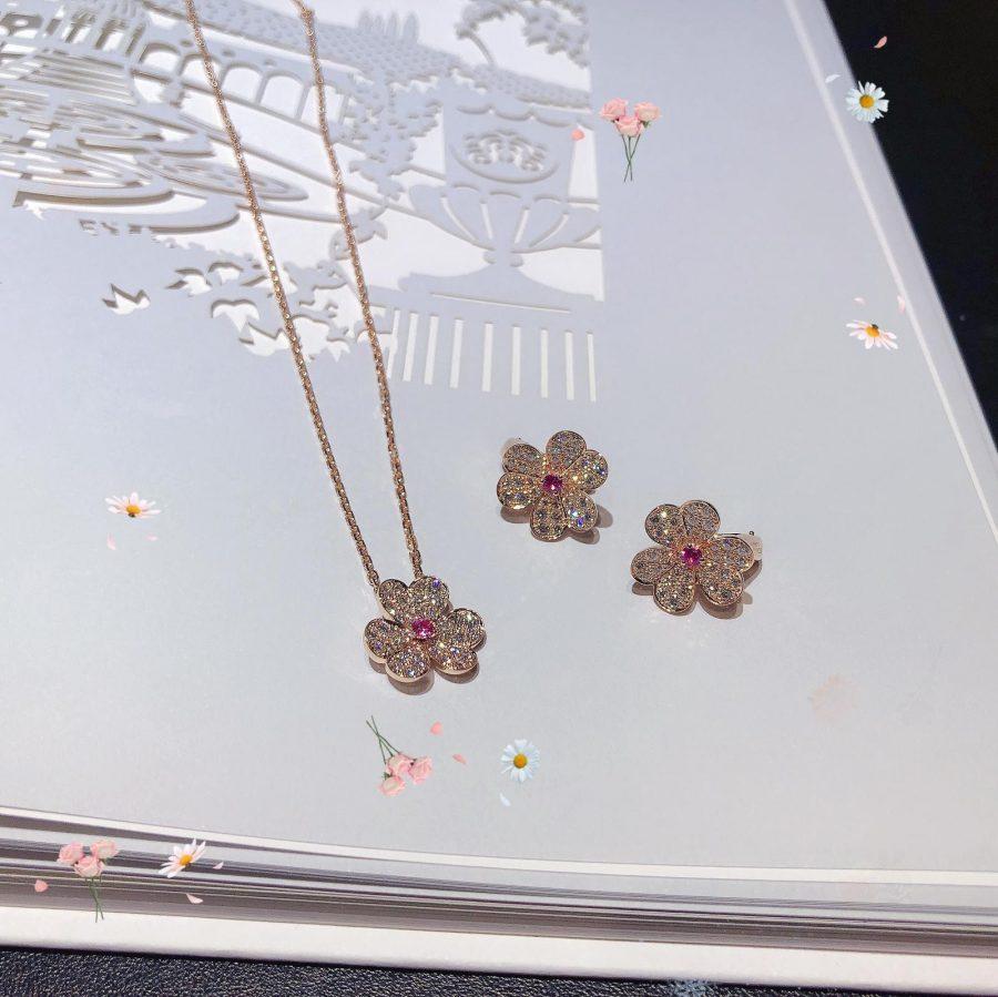 [BLUE TEARS]FRIVOLE PINK GOLD FLOWER DIAMOND EARRINGS