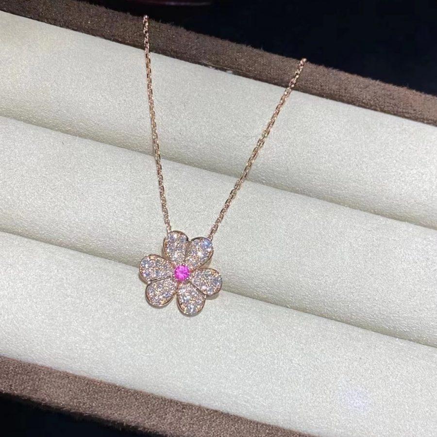 [BLAUE TRÄNEN]FRIVOLE ROSÉGOLD-HALSKETTE MIT BLUMEN UND DIAMANTEN