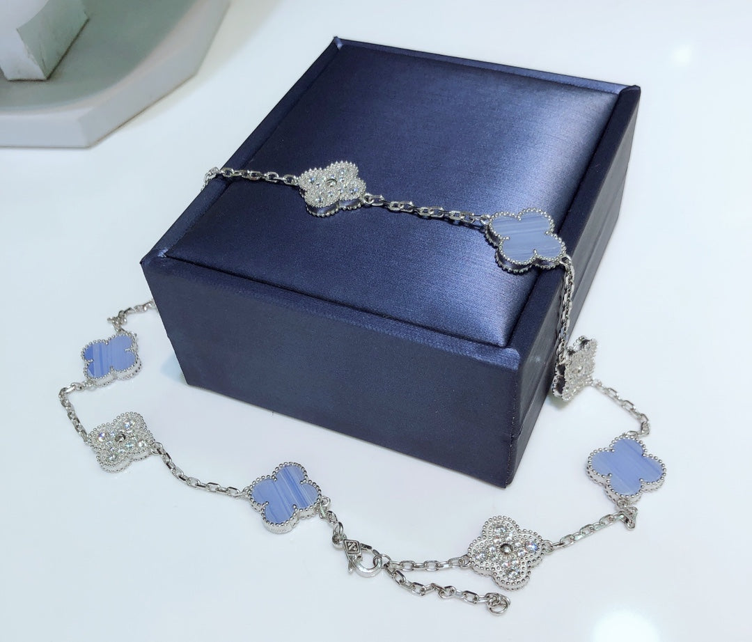 [BLAUE TRÄNEN]KLEE 10 MOTIVE CHALCEDON DIAMANTEN SILBER HALSKETTE