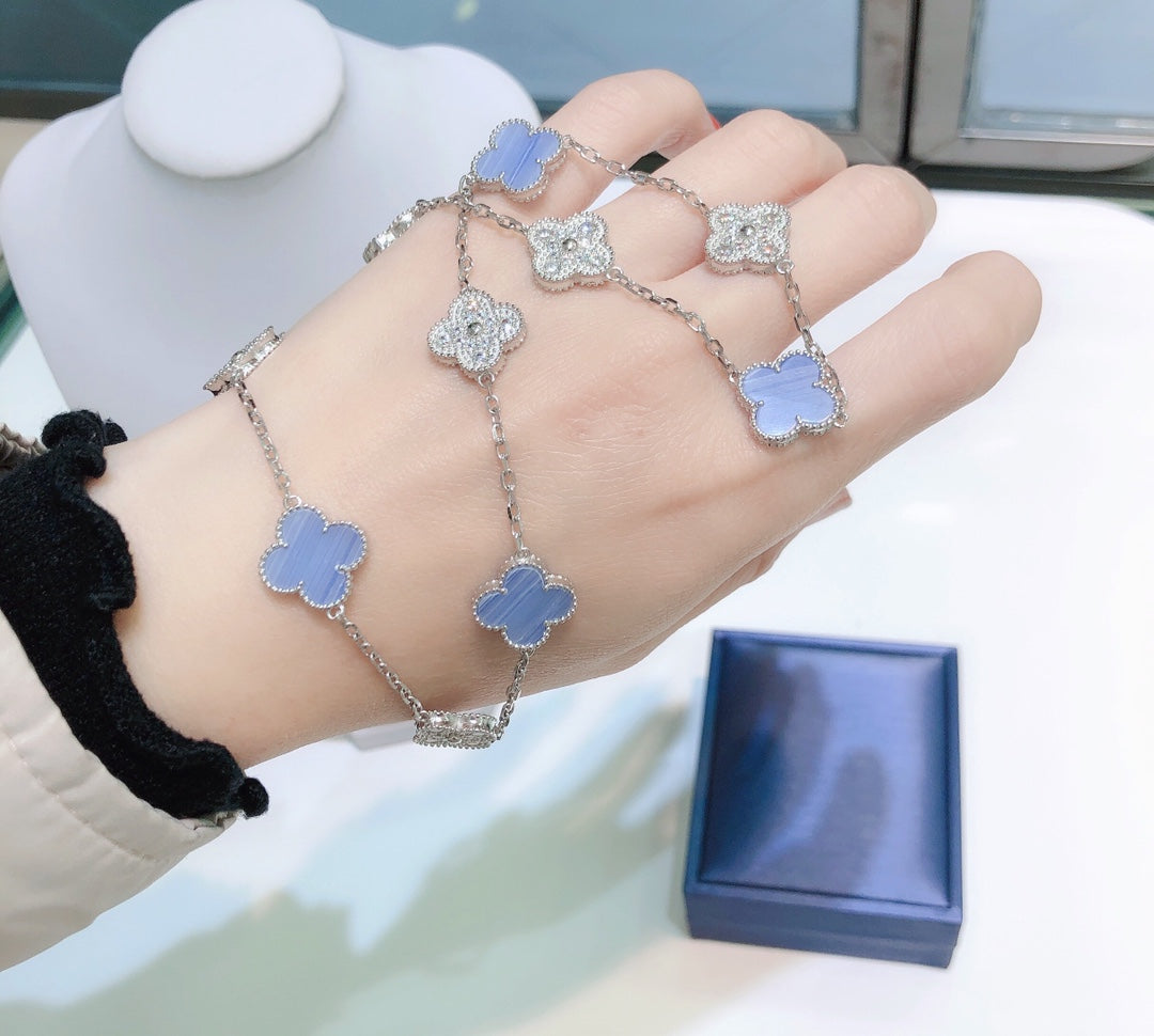 [BLAUE TRÄNEN]KLEE 10 MOTIVE CHALCEDON DIAMANTEN SILBER HALSKETTE