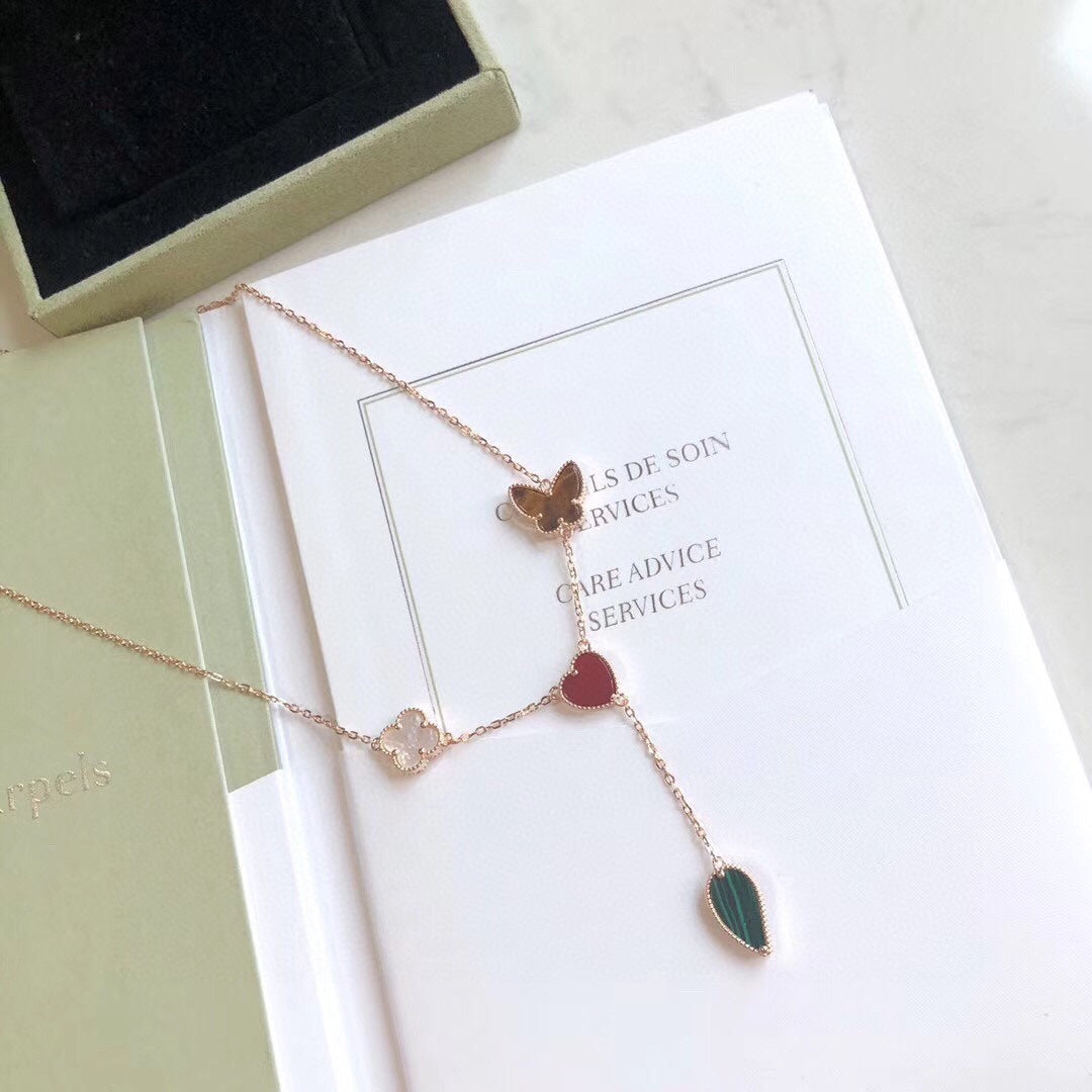 [BLAUE TRÄNEN]LUCKY SPRING 4 MOTIVE ROSÉGOLD HALSKETTE