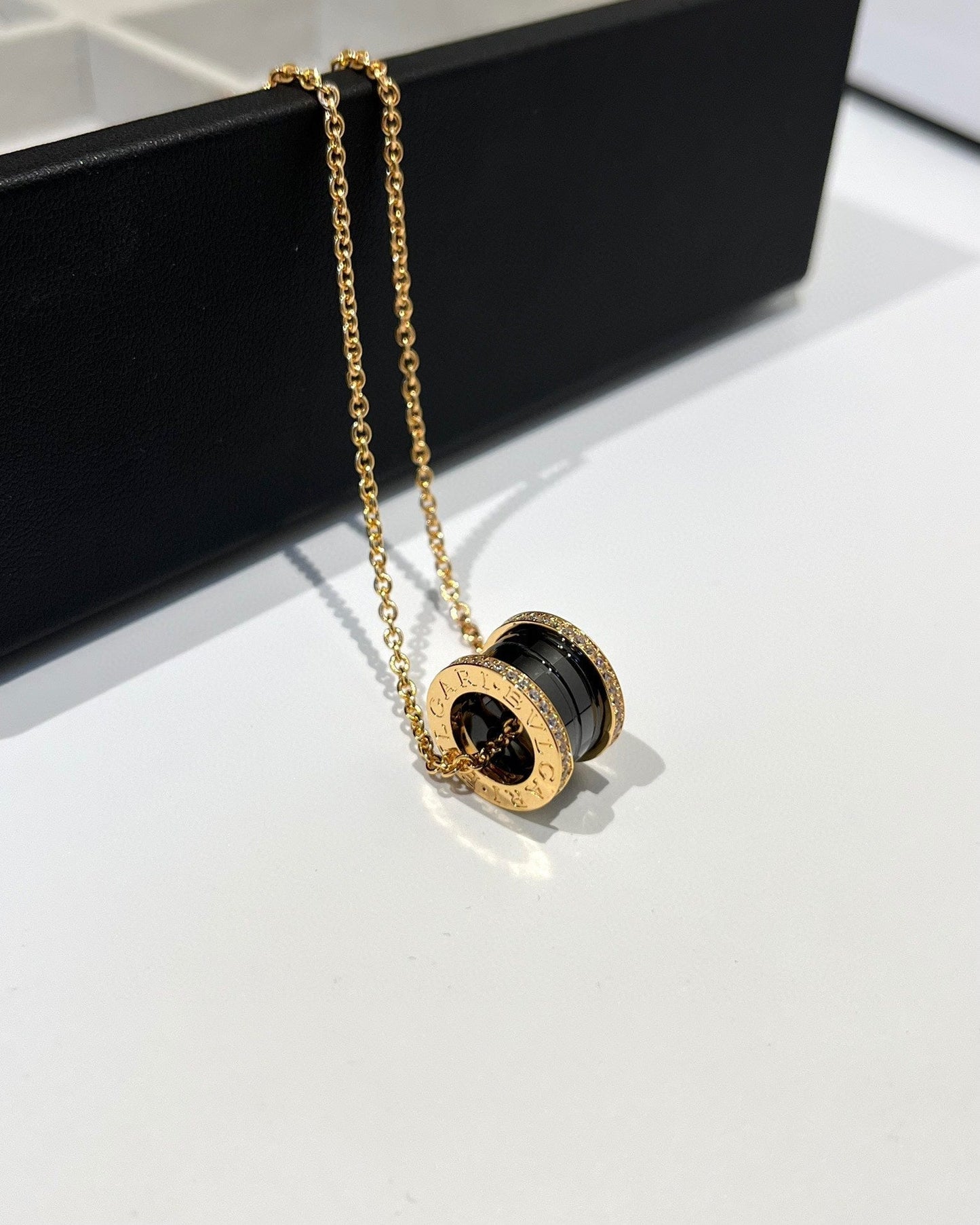 [BLAUE TRÄNEN]ZERO 1 SCHWARZE KERAMIK DIAMANT ROSGOLD HALSKETTE
