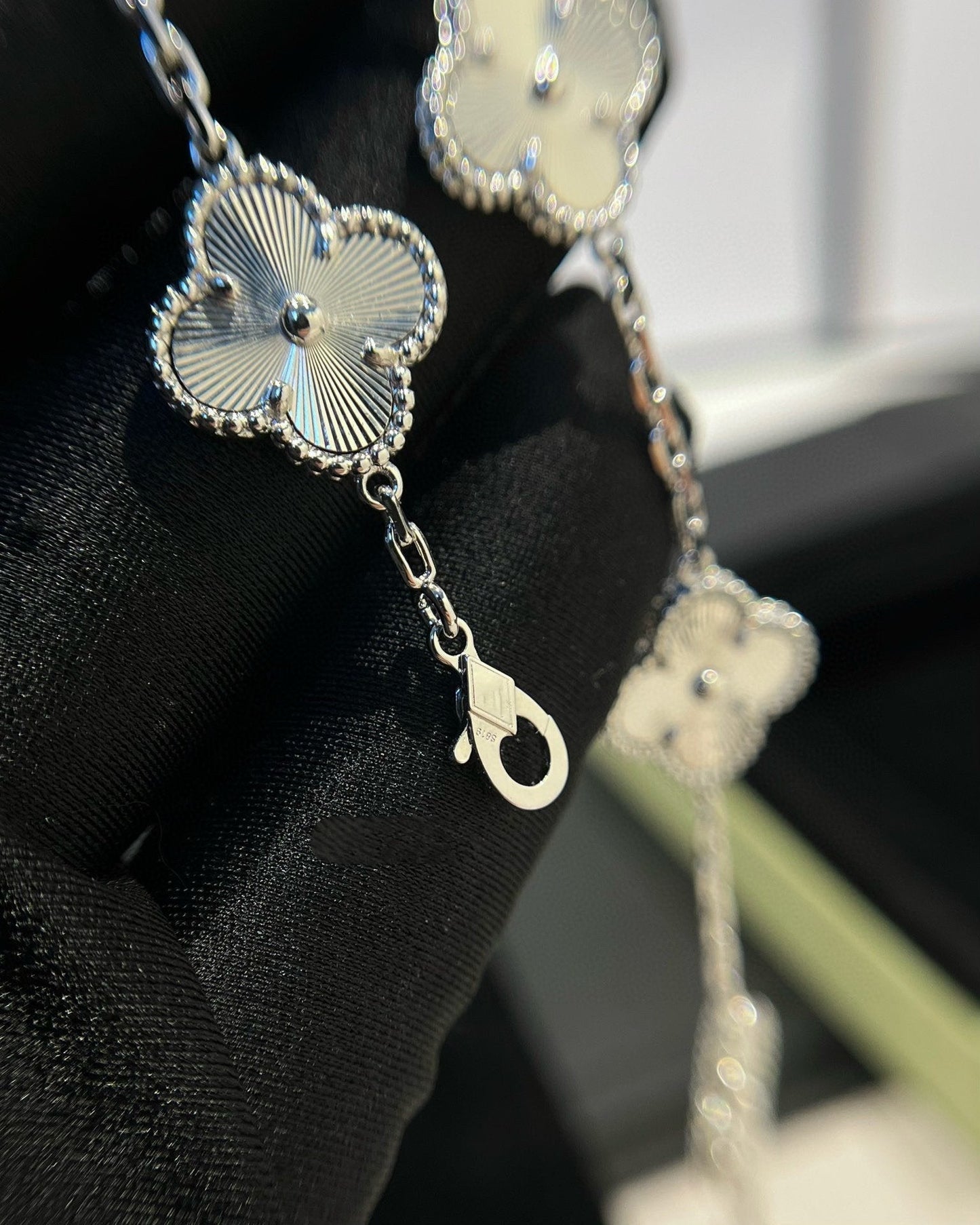 [BLAUE TRÄNEN]KLEE SILBERARMBAND MIT 5 MOTIVEN 