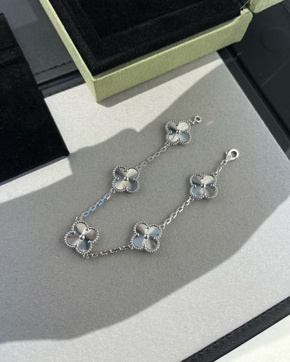 [BLAUE TRÄNEN]KLEE SILBERARMBAND MIT 5 MOTIVEN 